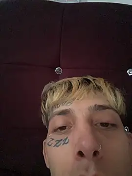 Snapshot of KinkyLatinCock chatting on November 2025 12:50:02 PM KinkyLatinCock online show from November 2025 12:50:02 PM