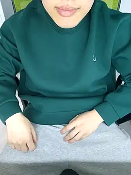 Snapshot of K_istp chatting on October 2025 11:00:01 AM K istp online show from October 2025 11:00:01 AM