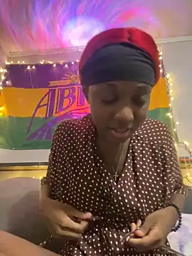 HennessyBaby21 online show from March 2026 06:58:01 AM