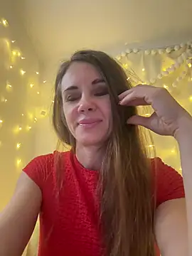 Snapshot of LucieMack chatting on February 2026 09:46:02 PM LucieMack online show from February 2026 09:46:02 PM