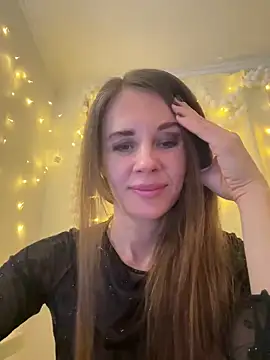 Snapshot of LucieMack chatting on February 2026 03:38:02 PM LucieMack online show from February 2026 03:38:02 PM