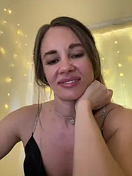 Snapshot of LucieMack chatting on June 2026 12:51:02 PM LucieMack online show from June 2026 12:51:02 PM