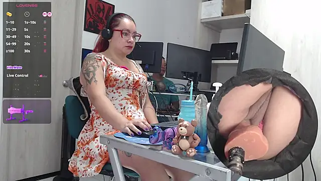 Snapshot of leidydi223 chatting on November 2025 02:27:02 PM leidydi223 online show from November 2025 02:27:02 PM