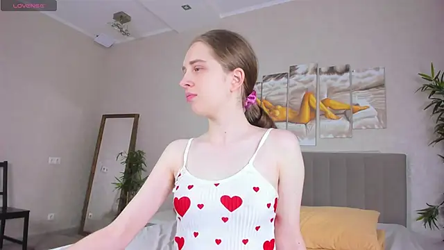 Camilla Kelly online show from April 2026 01:08:01 AM