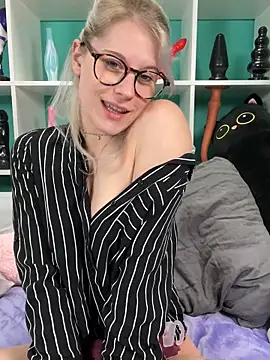 TheRealJessyLey online show from March 2026 07:31:01 PM