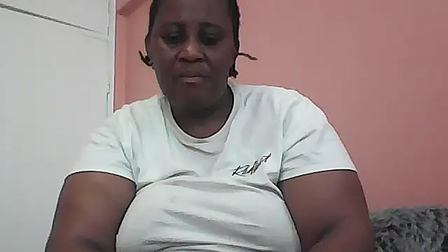 Snapshot of HUGEASSXXXXX chatting on October 2025 08:34:02 AM HUGEASSXXXXX online show from October 2025 08:34:02 AM