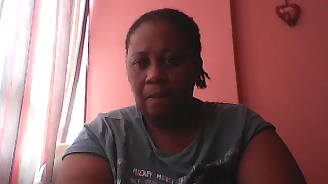Snapshot of HUGEASSXXXXX chatting on October 2025 05:48:01 AM HUGEASSXXXXX online show from October 2025 05:48:01 AM