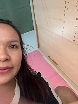 Snapshot of Rose_194 chatting on February 2026 03:48:01 AM Rose 194 online show from February 2026 03:48:01 AM