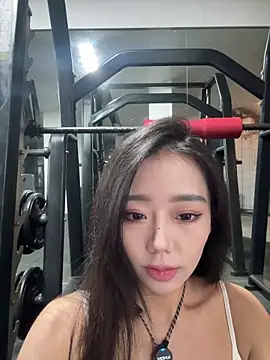 jiajia L online show from December 2025 03:19:02 PM