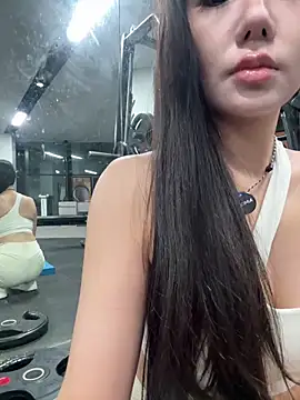 jiajia L online show from March 2026 12:22:01 PM