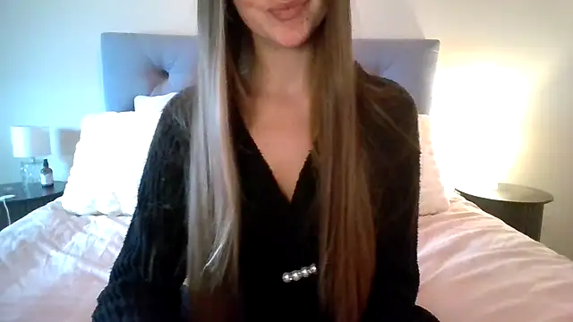 Snapshot of TaylorWest62 chatting on October 2025 11:53:02 AM TaylorWest62 online show from October 2025 11:53:02 AM