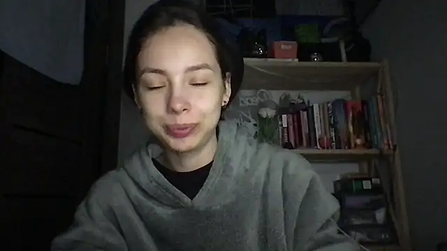 Snapshot of Yuna5343 chatting on October 2025 08:29:01 PM Yuna5343 online show from October 2025 08:29:01 PM