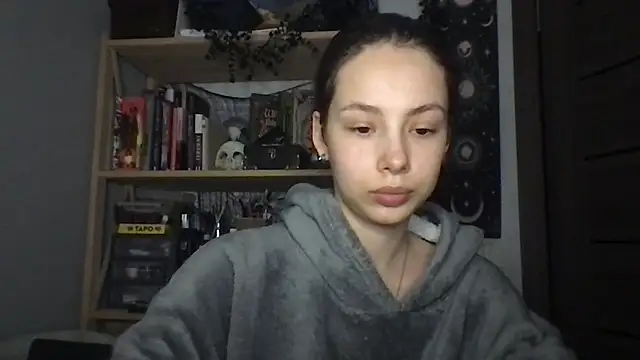 Yuna5343 online show from March 2026 12:28:01 AM