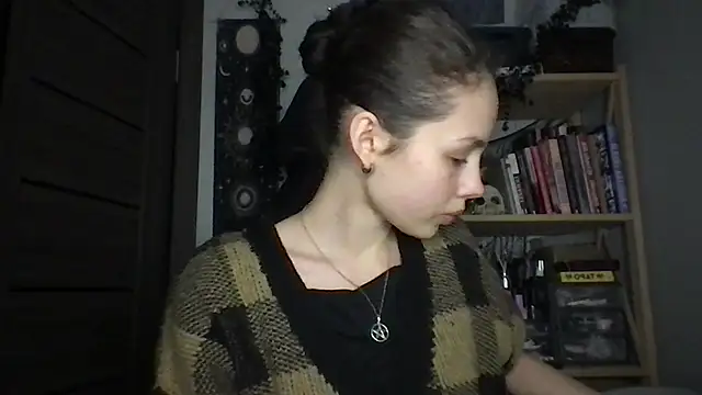 Yuna5343 online show from March 2026 09:32:02 PM