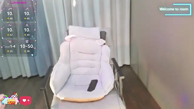 Snapshot of LINLIN-2025 chatting on October 2025 02:07:02 PM LINLIN-2025 online show from October 2025 02:07:02 PM