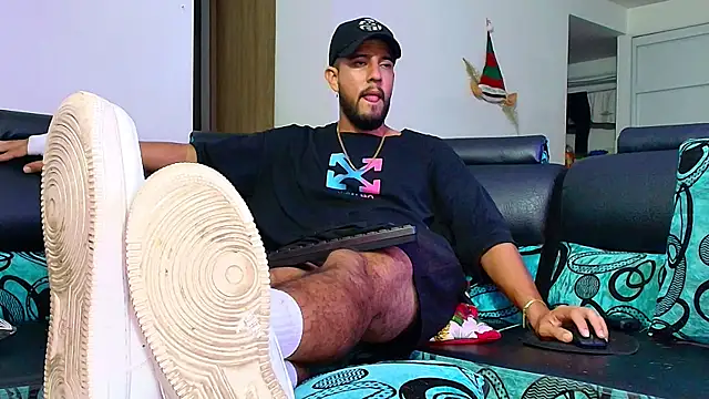 Snapshot of DaveSoldier chatting on January 2026 05:01:01 AM DaveSoldier online show from January 2026 05:01:01 AM