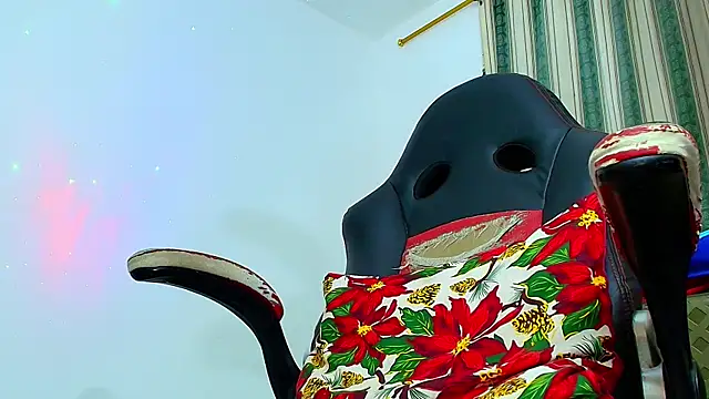 Snapshot of DaveSoldier chatting on February 2026 05:13:02 AM DaveSoldier online show from February 2026 05:13:02 AM