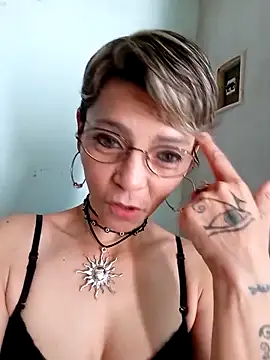 Lulypsicologasexual online show from November 2025 02:28:01 PM