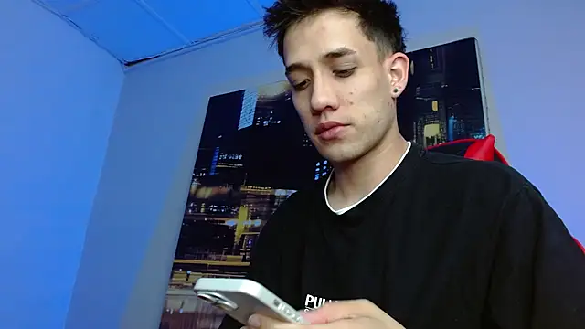 alexgiraldo   online show from March 2026 10:14:01 PM