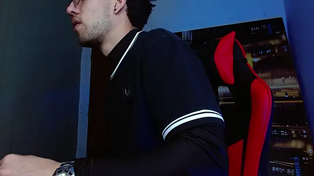 alexgiraldo   online show from April 2026 12:50:02 PM