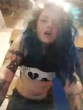 Snapshot of Wen_Vexxx chatting on October 2025 11:11:02 PM Wen Vexxx online show from October 2025 11:11:02 PM