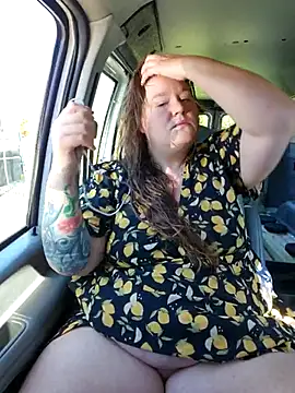 Snapshot of Love86Emily chatting on September 2025 03:01:01 PM Love86Emily online show from September 2025 03:01:01 PM