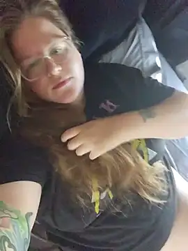 Love86Emily online show from July 2026 05:12:02 PM