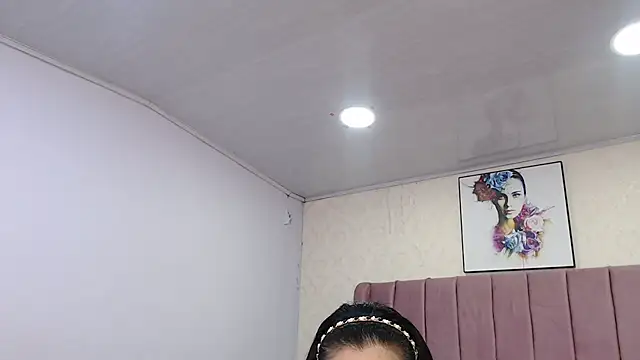 AriannaAdames online show from April 2026 12:39:01 PM