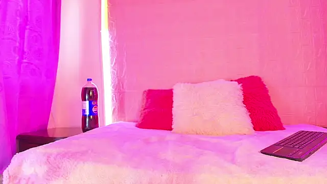 Baby Kinky- online show from September 2025 02:41:01 PM