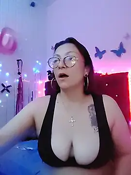 Snapshot of Susanahotsexxx chatting on November 2025 02:54:02 AM Susanahotsexxx online show from November 2025 02:54:02 AM