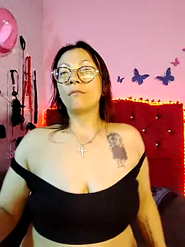 Snapshot of Susanahotsexxx chatting on November 2025 02:32:02 AM Susanahotsexxx online show from November 2025 02:32:02 AM