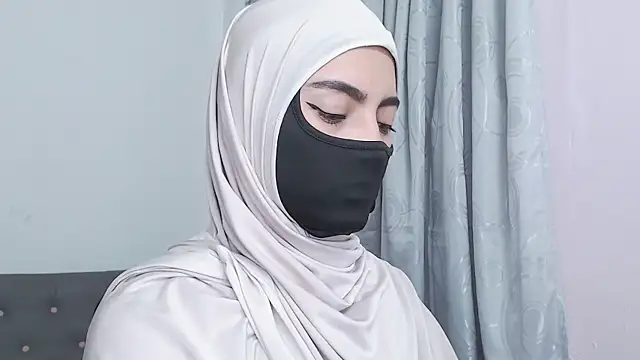 jade nassar online show from December 2025 09:10:02 PM