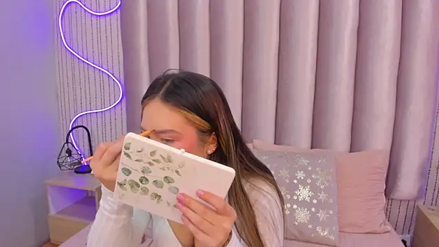 Snapshot of SamanthaPeachss chatting on November 2025 12:15:02 PM SamanthaPeachss online show from November 2025 12:15:02 PM