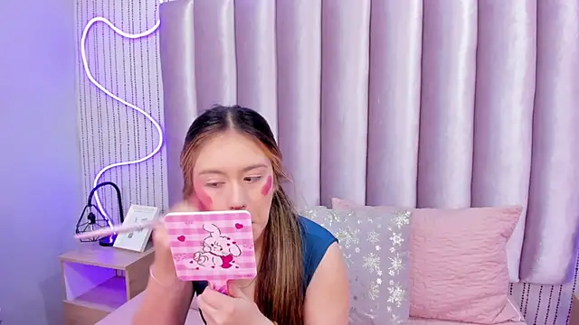 Snapshot of SamanthaPeachss chatting on November 2025 12:05:02 PM SamanthaPeachss online show from November 2025 12:05:02 PM