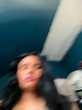 Angelaarayexx online show from November 2025 11:33:02 AM