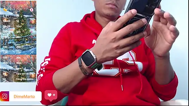 Snapshot of mike_black_22 chatting on December 2025 11:17:01 AM mike black 22 online show from December 2025 11:17:01 AM