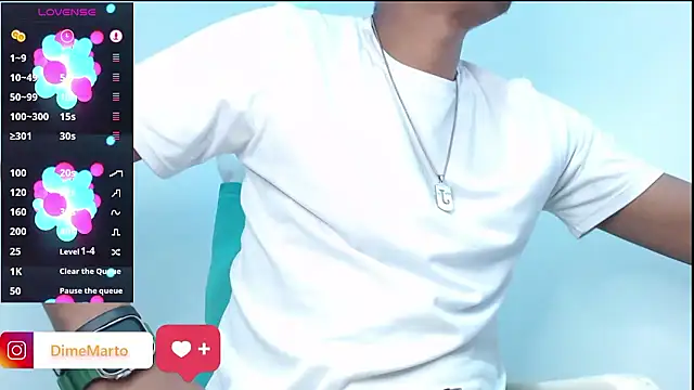 Snapshot of mike_black_22 chatting on January 2026 02:33:02 PM mike black 22 online show from January 2026 02:33:02 PM