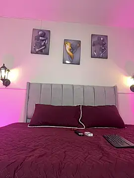 Samara Hadi  online show from February 2026 07:13:02 PM