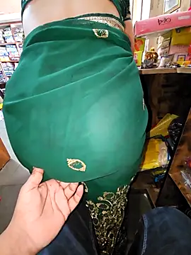 Snapshot of indianhotwife639 chatting on November 2025 05:19:02 AM indianhotwife639 online show from November 2025 05:19:02 AM