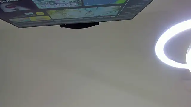 arielasm online show from June 2026 01:20:02 PM