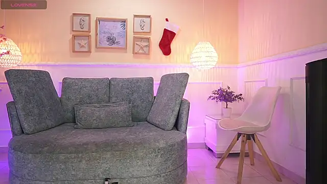 LoonaNyx online show from November 2025 11:32:02 AM