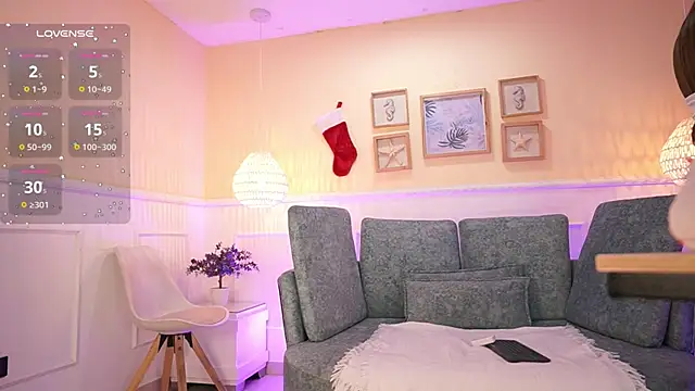 LoonaNyx online show from December 2025 11:41:01 AM