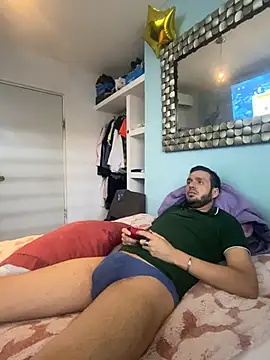 Alexitho25 online show from July 2026 08:05:01 PM
