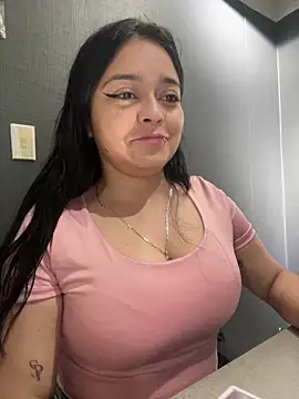 Emily Rivers  online show from November 2025 01:23:02 PM