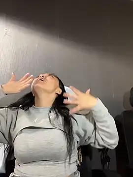 Emily Rivers  online show from February 2026 01:44:02 PM