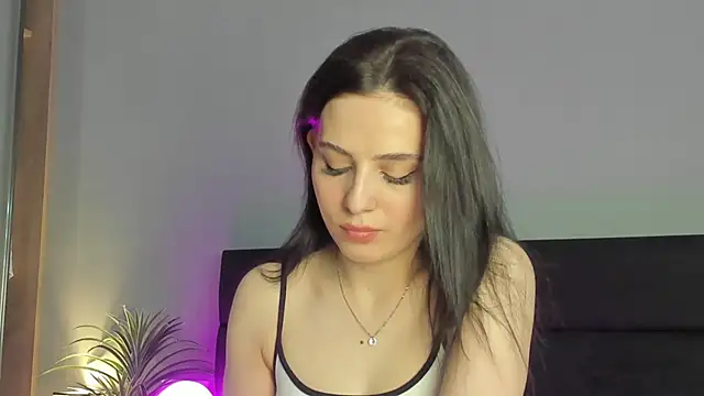 Forever Smiler online show from November 2025 09:41:01 AM