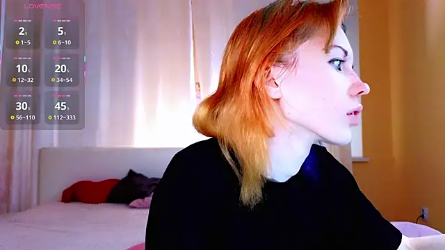Snapshot of Kiara_Dream chatting on June 2026 10:35:01 PM Kiara Dream online show from June 2026 10:35:01 PM