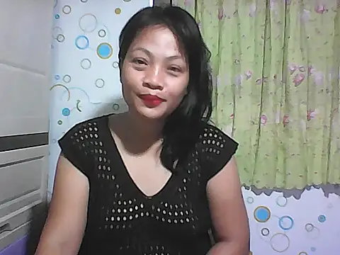 HottyElle online show from April 2026 03:47:02 PM