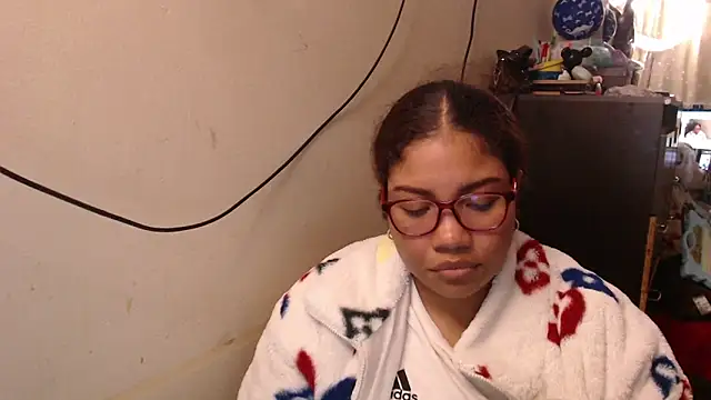 madelene online show from March 2026 04:08:01 AM