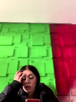 Linda LS online show from October 2025 01:41:01 PM